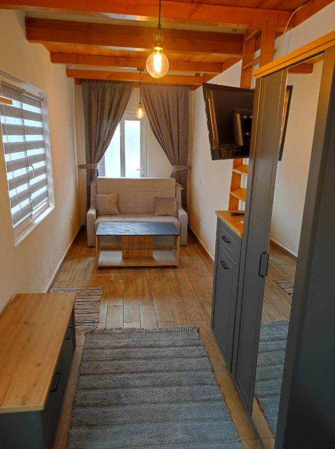 The Little White House Apartment Sibiu Luaran gambar